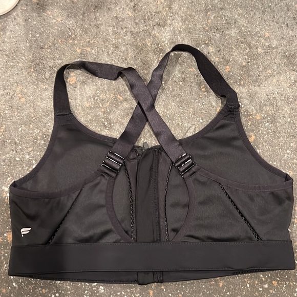 Sports bra - Picture 2 of 2